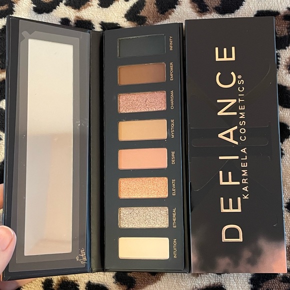 Karmela Cosmetics Defiance Palette. NIB. - Picture 3 of 4